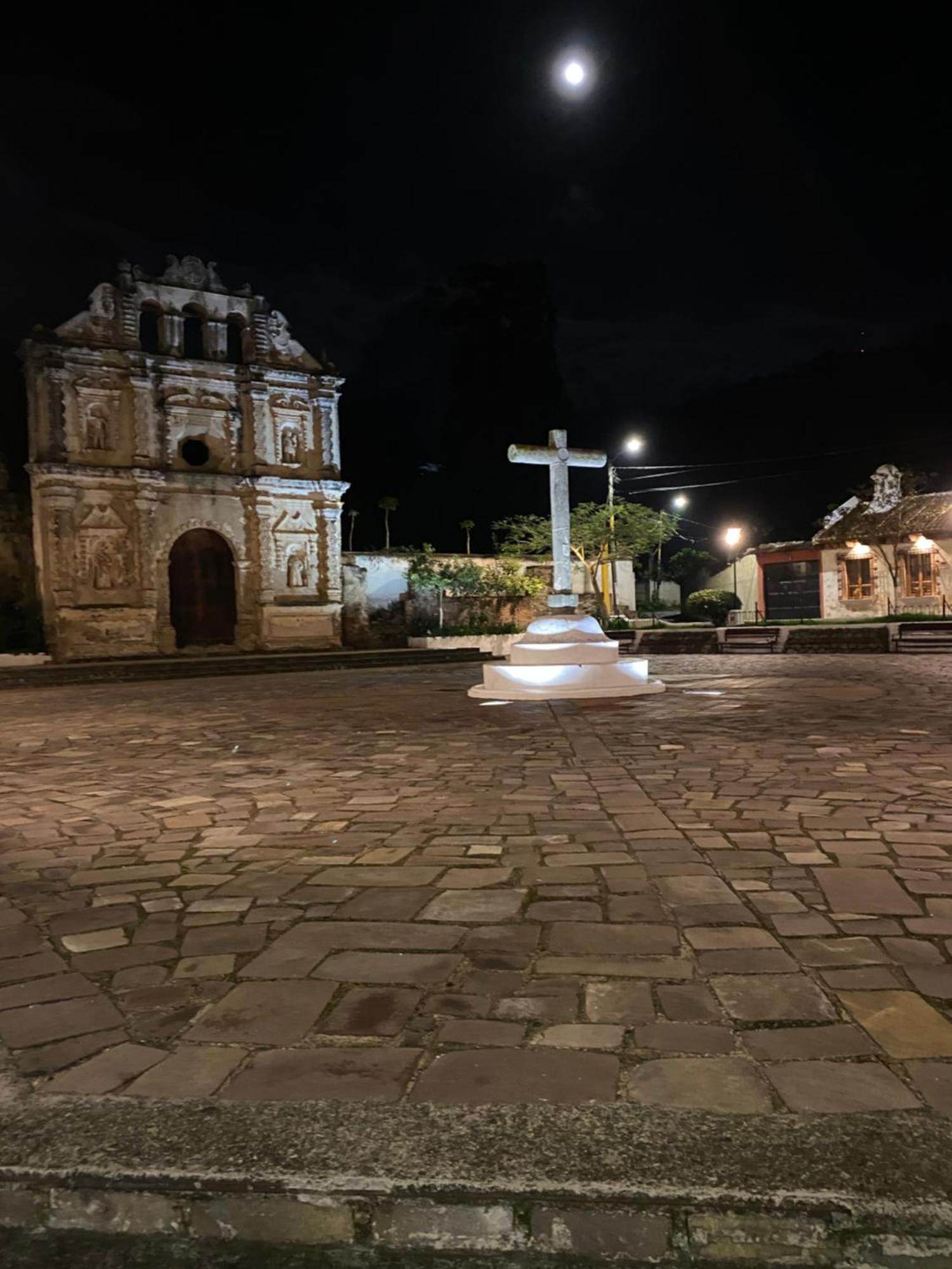 Casa Santiago De Los Caballeros Antigua Esterno foto